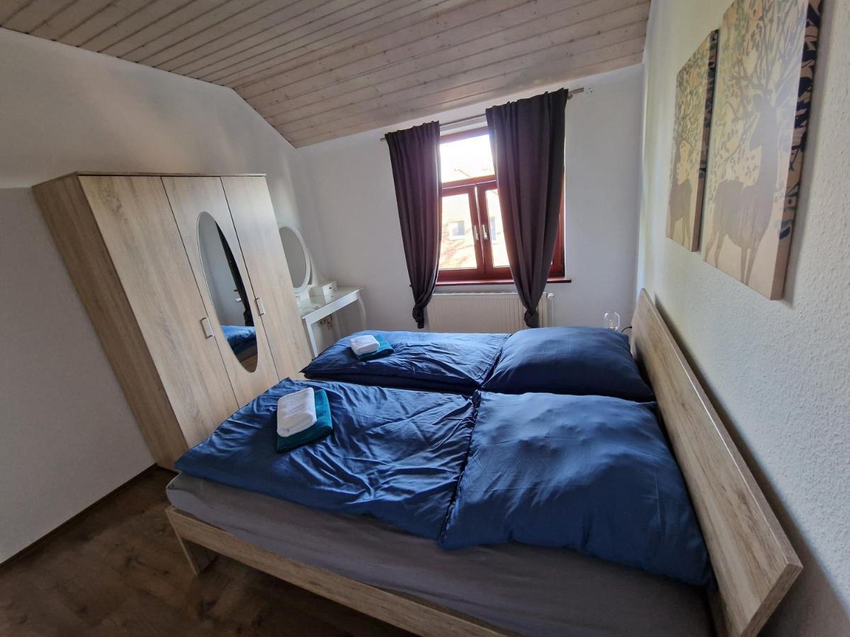 98Qm Wohnung Im Villenviertel - Voll Ausgestattet Mit Balkon Und Kamin - Wlan Gratis วิลเฮล์มฮาเฟน ภายนอก รูปภาพ